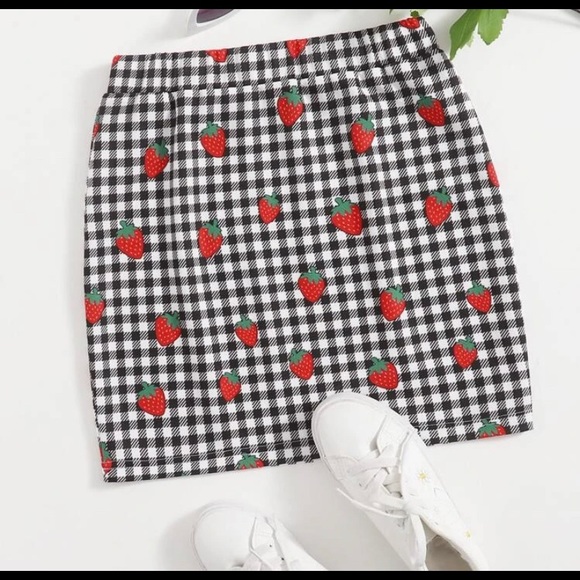 Skirts - Picture 5 of 10